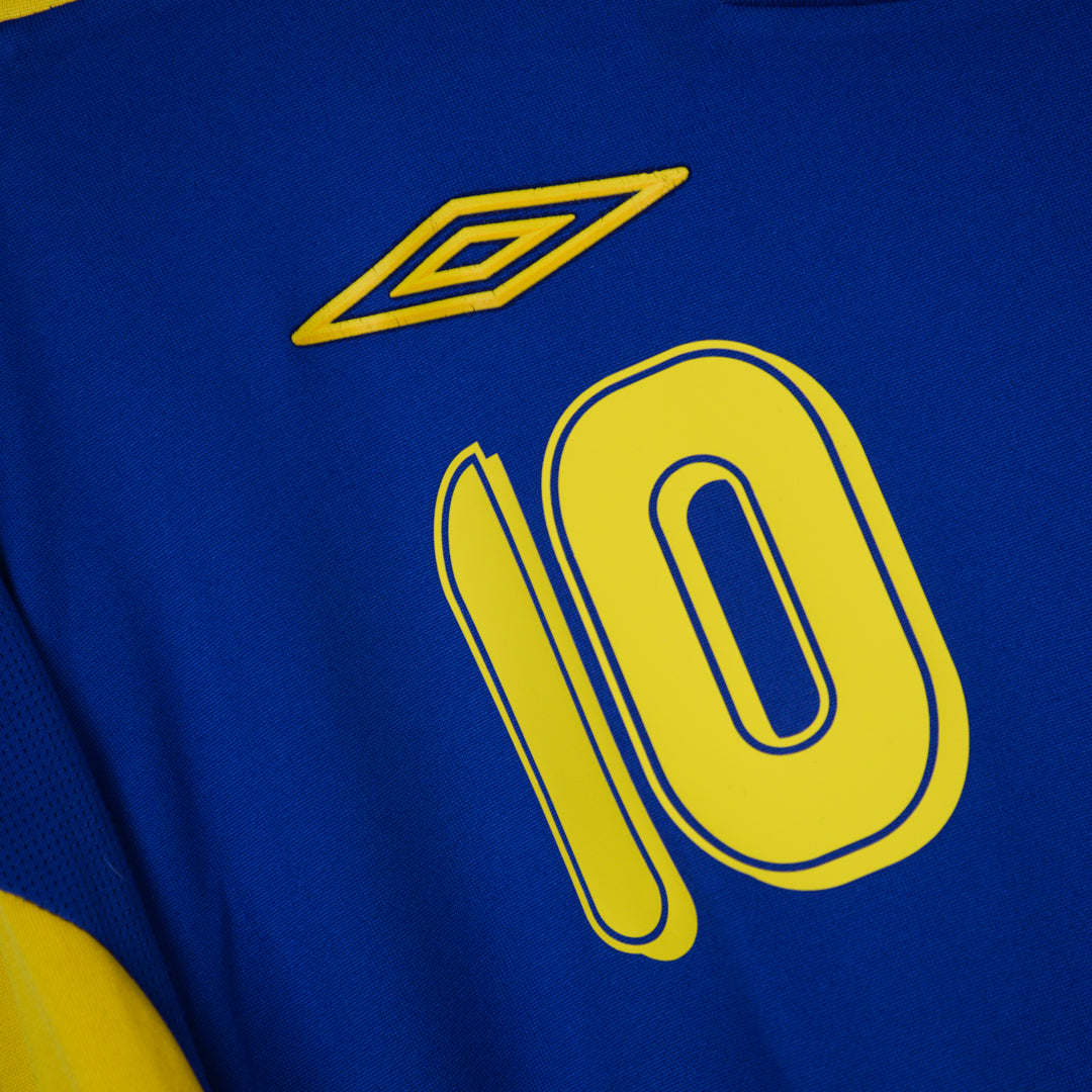 2006-2007 Sweden Umbro Away Shirt #10 Zlatan Ibrahimovic