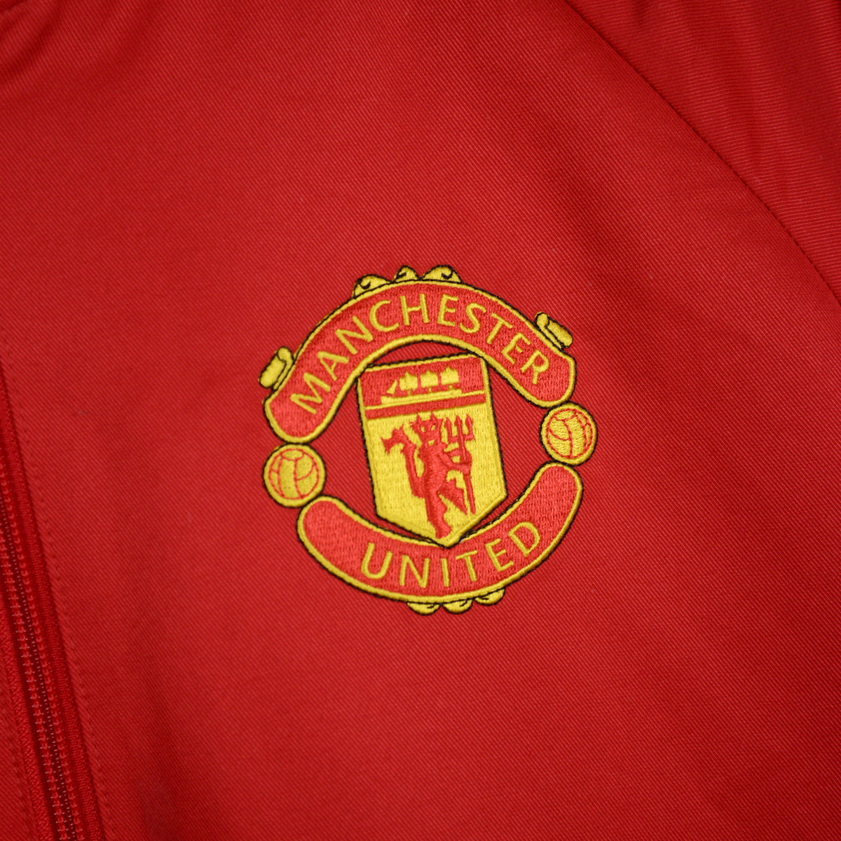 2015-2016 Manchester United Adidas Anthem Jacket Red