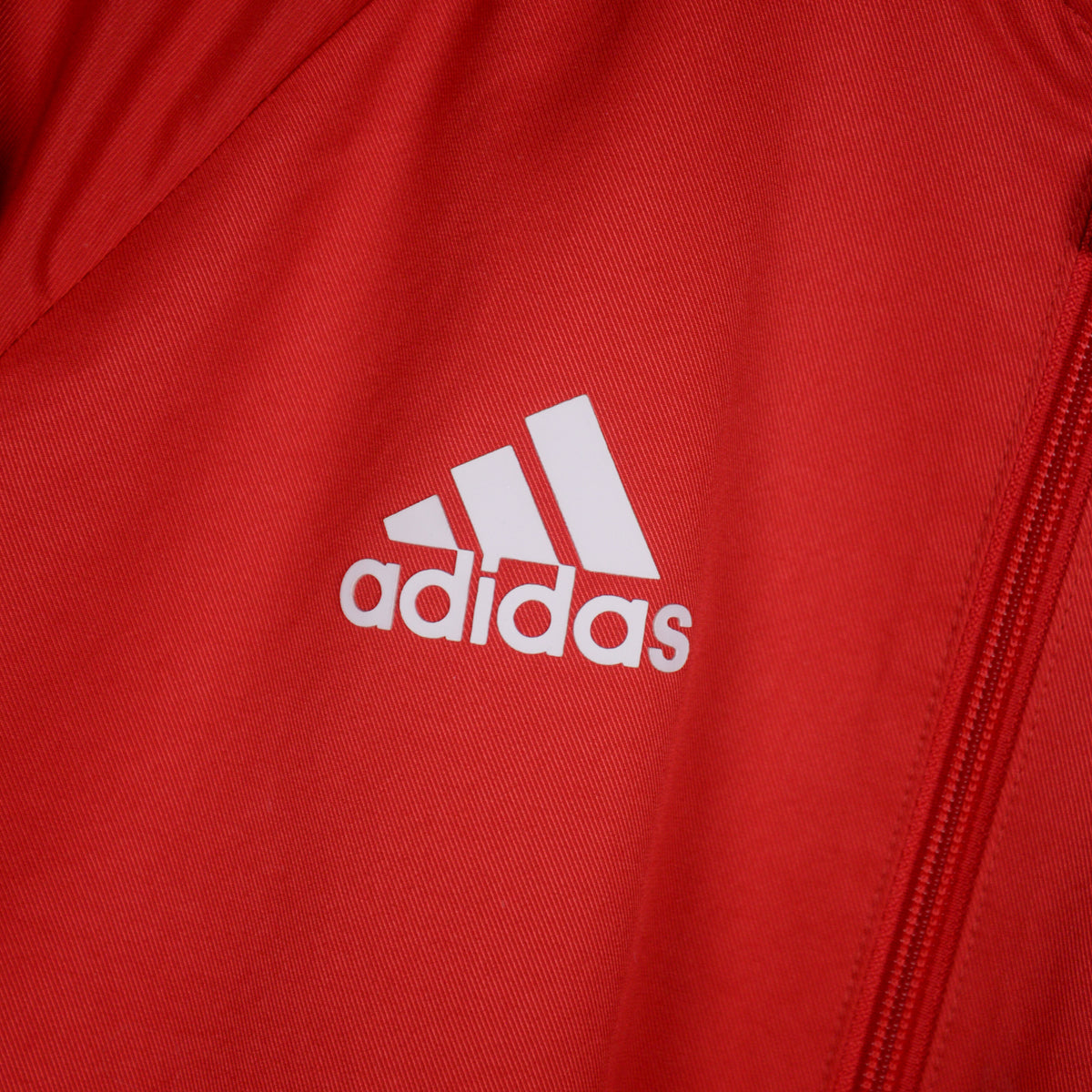 2015-2016 Manchester United Adidas Anthem Jacket Red