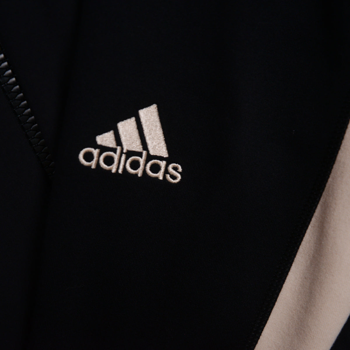 2019 Manchester United Adidas Leisure Jacket (M)