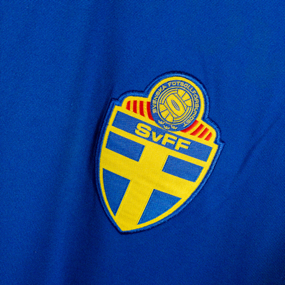 2006-2007 Sweden Umbro Away Shirt #10 Zlatan Ibrahimovic