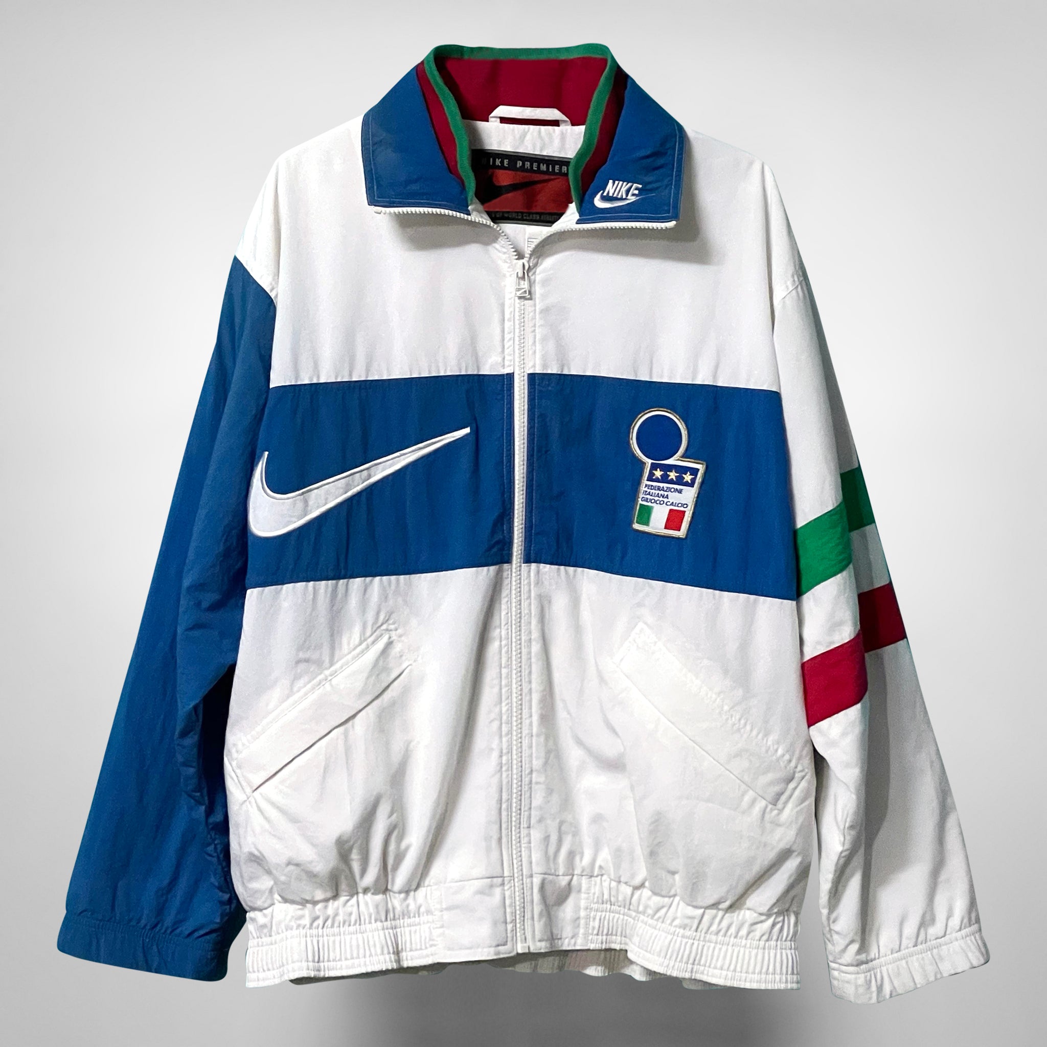 Nike vintage italia shop