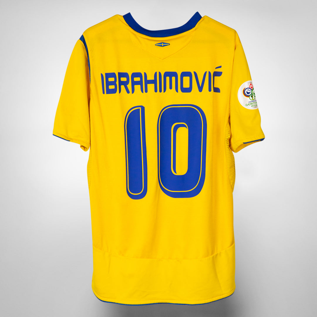 2005-2007 Sweden Umbro Home Shirt #10 Zlatan Ibrahimovic