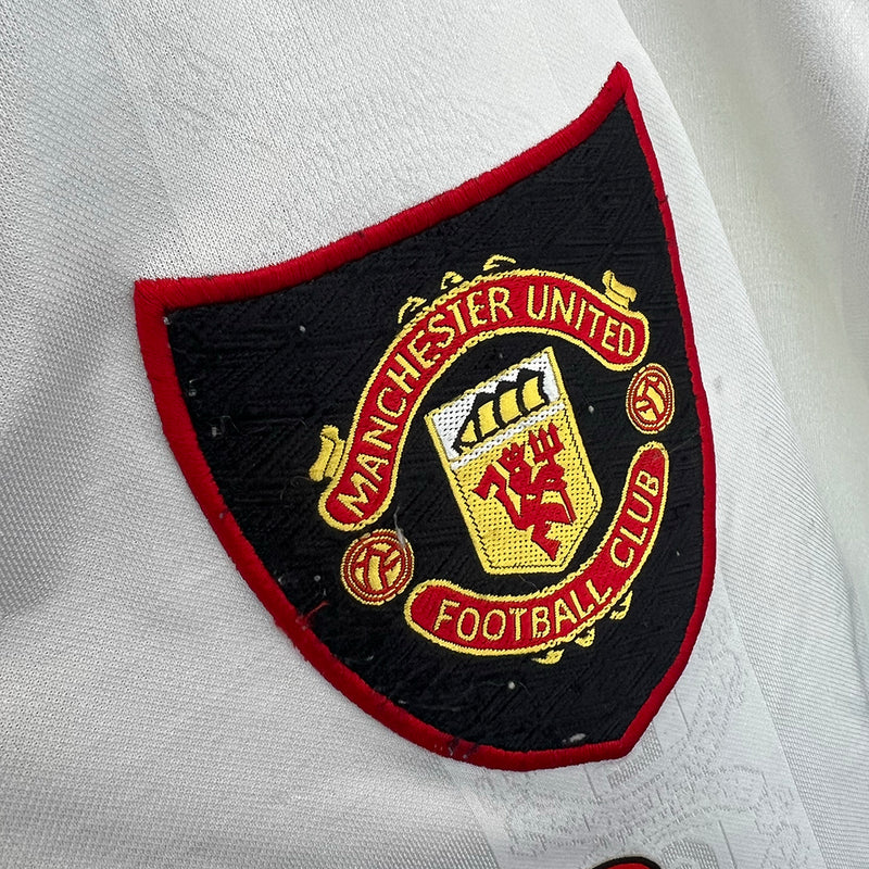 1998-1999 Manchester United Umbro Away Shirt - Marketplace