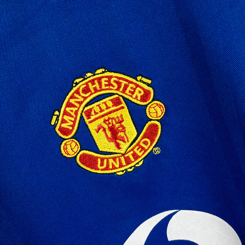 2005-2006 Manchester United Nike Away Shirt