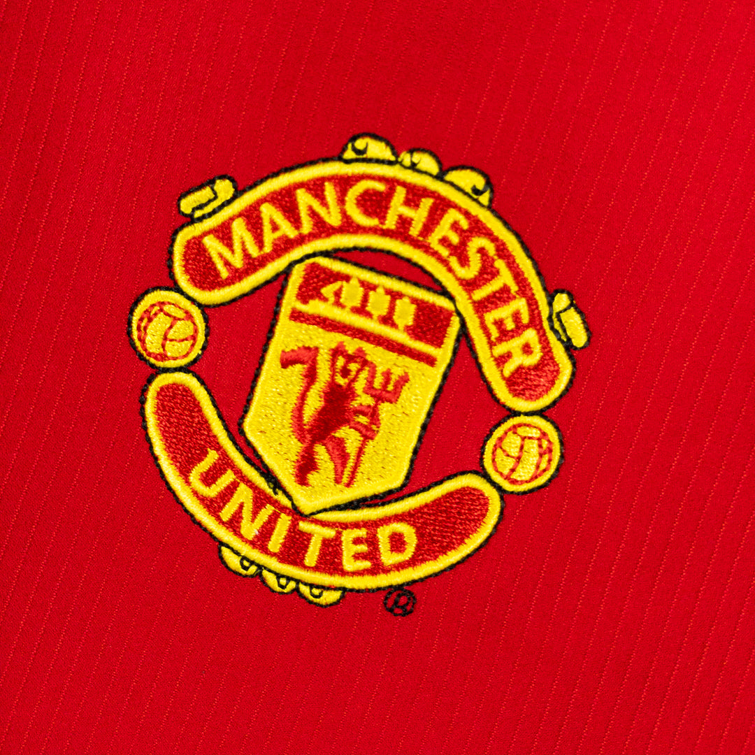 2004-2006 Manchester United Nike Home Shirt #11 Ryan Giggs