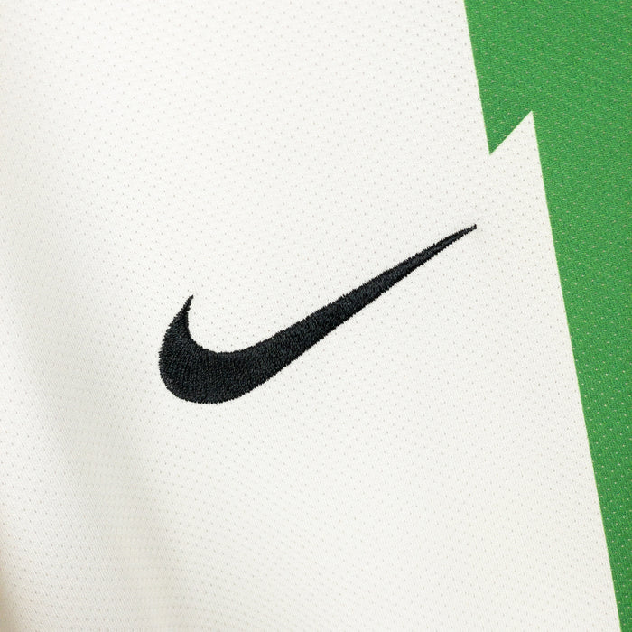 2010-2011 Juventus Nike Away Shirt