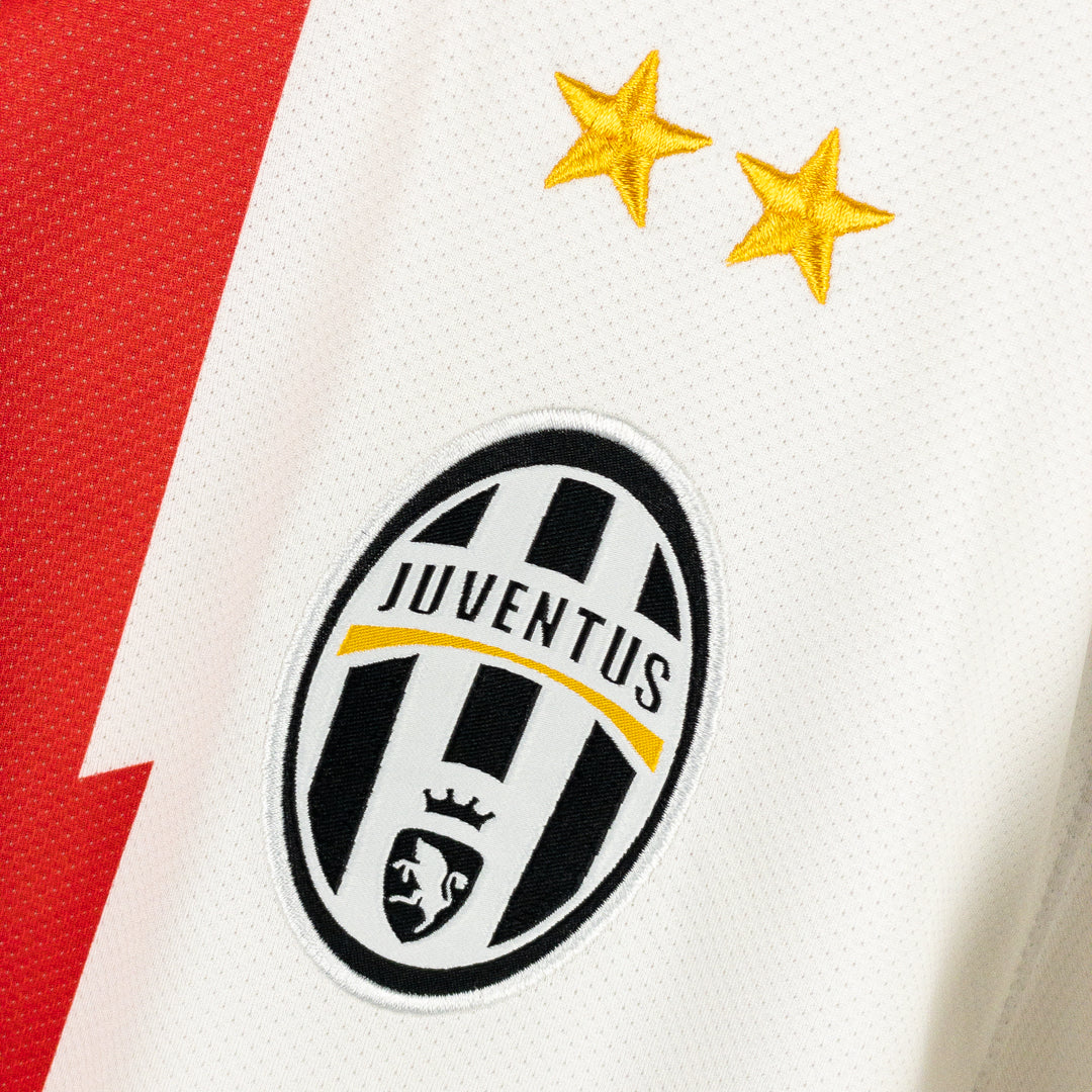 2010-2011 Juventus Nike Away Shirt