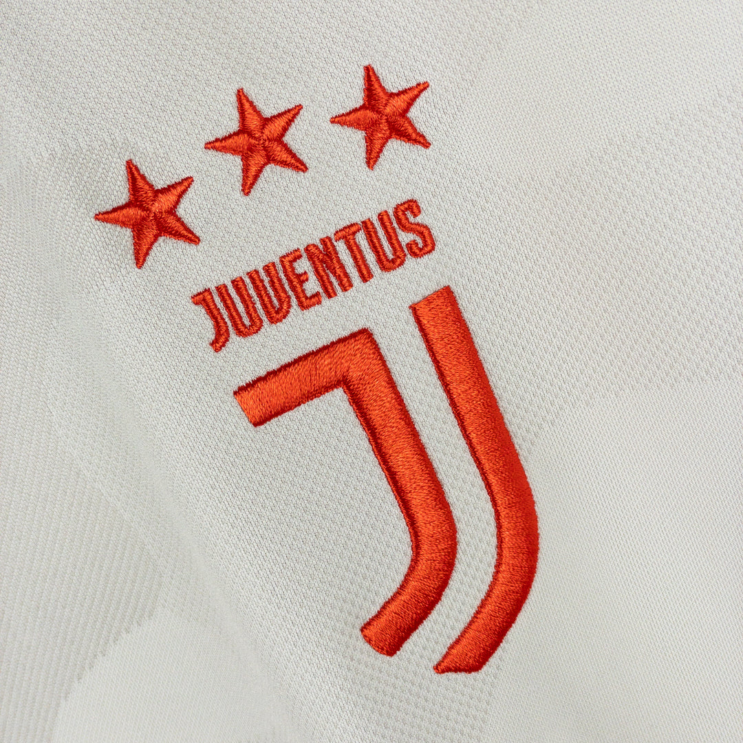 2019-2020 Juventus Adidas Away Shirt #7 Cristiano Ronaldo