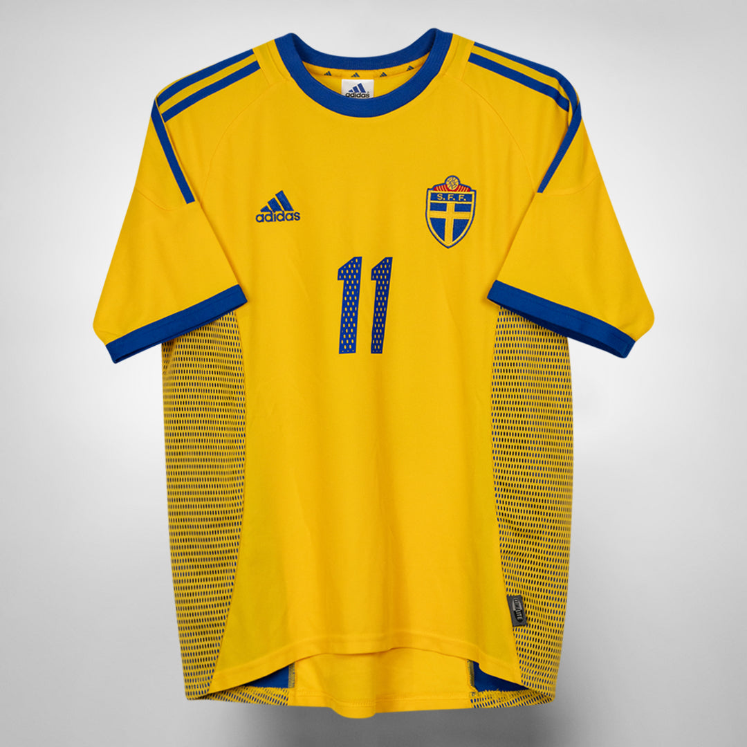 2002-2004 Sweden Adidas Home Shirt #11 Henrik Larsson