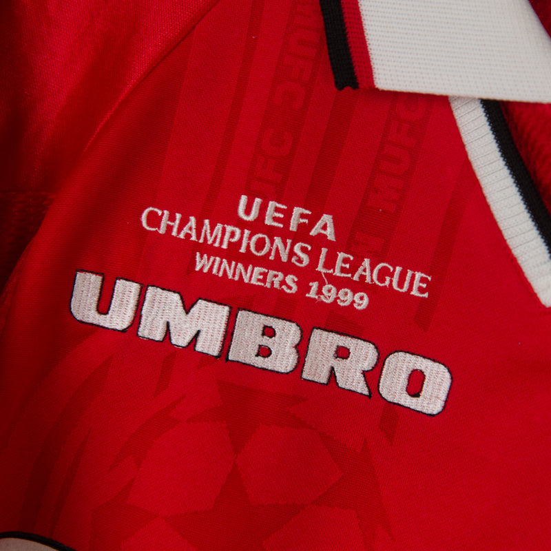 1999-2000 Manchester United Umbro Home UCL Shirt 2 Stars