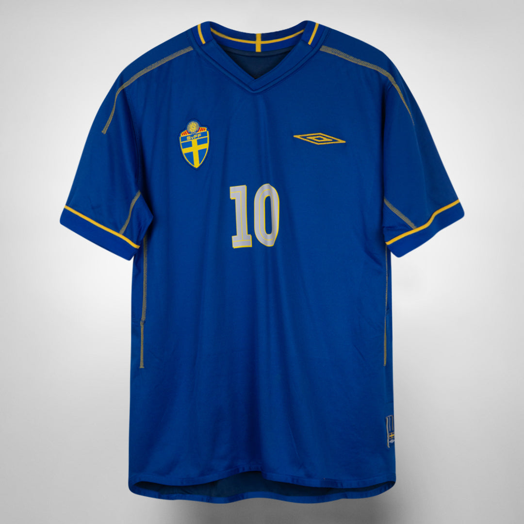 2003-2004 Sweden Umbro Away Shirt #10 Zlatan Ibrahimovic