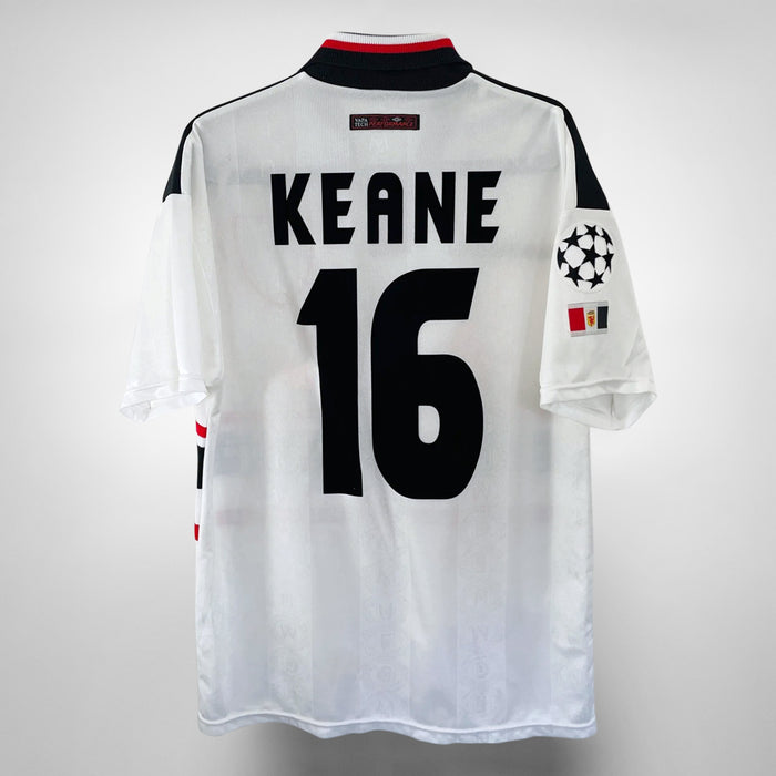 1997-1999 Manchester United Umbro Away Shirt #16 Roy Keane