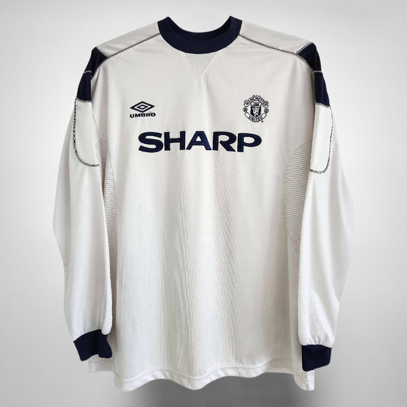 2000-2001 Manchester United Umbro Away Shirt #11 Ryan Giggs - Marketplace