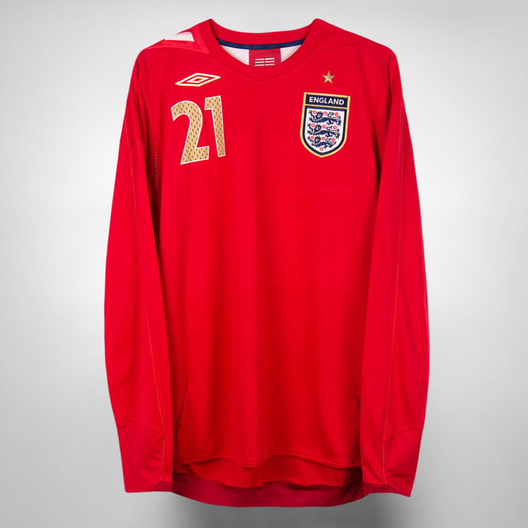 2006-2008 England Umbro Away Shirt #21 Peter Crouch
