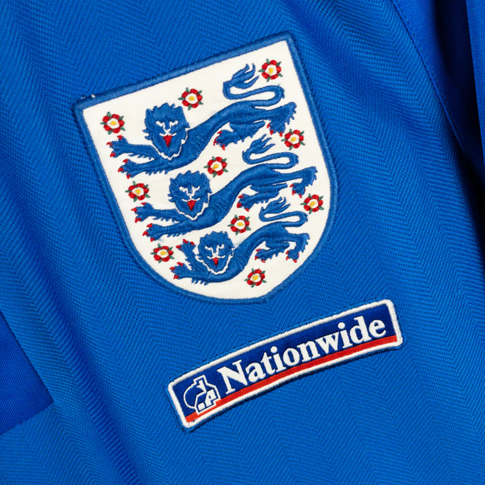 2010-2011 England Umbro Training Shirt