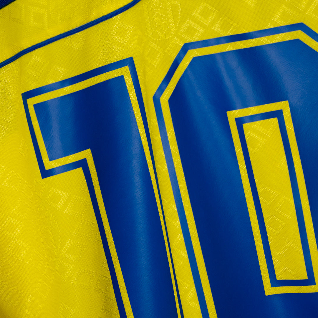 1992- 1994 Juventus Kappa Away Shirt #10 Roberto Baggio