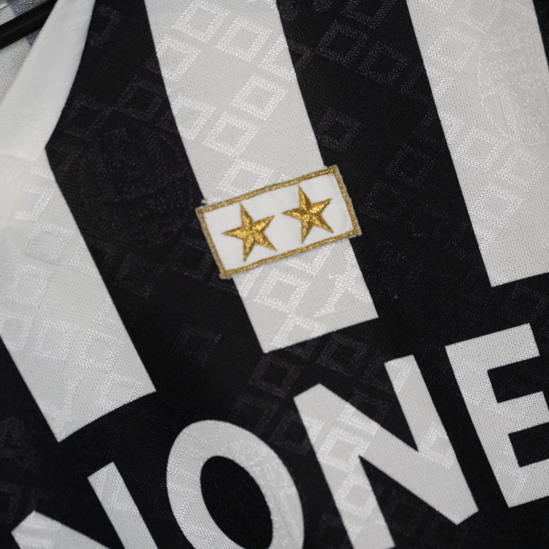 1992-1994 Juventus Kappa Long Sleeve Home Shirt #10 Roberto Baggio