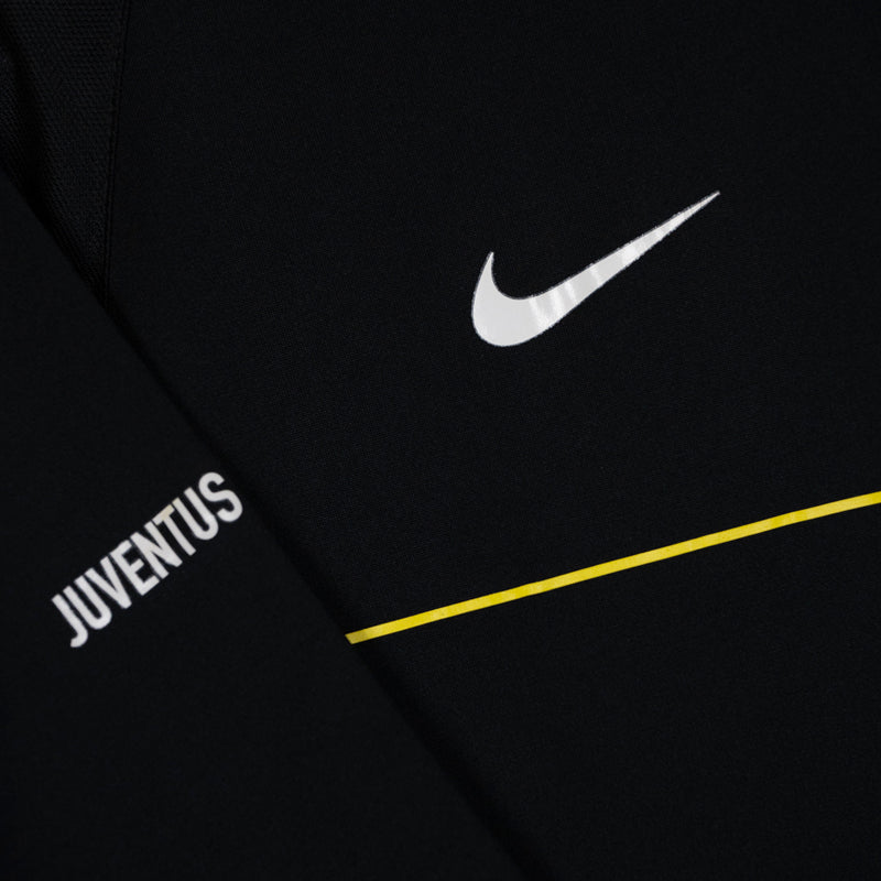 2008-2009 Juventus Nike Training Shirt