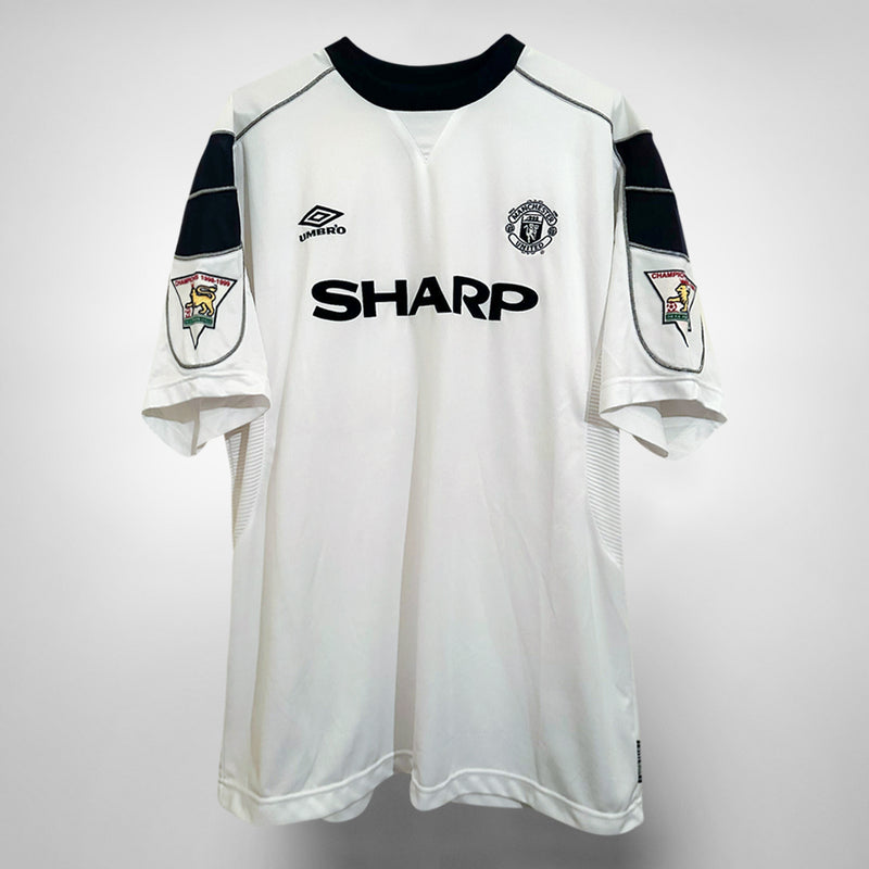1999-2000 Manchester United Umbro Away Shirt #16 Roy Keane - Marketplace
