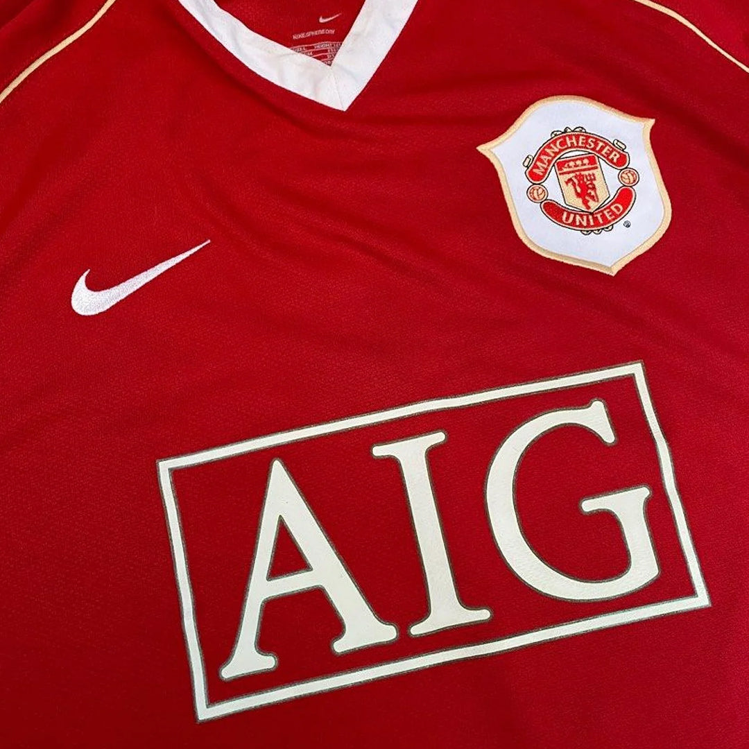 Retro Manchester United Home Long Sleeve Jersey 2006/07 By Nike