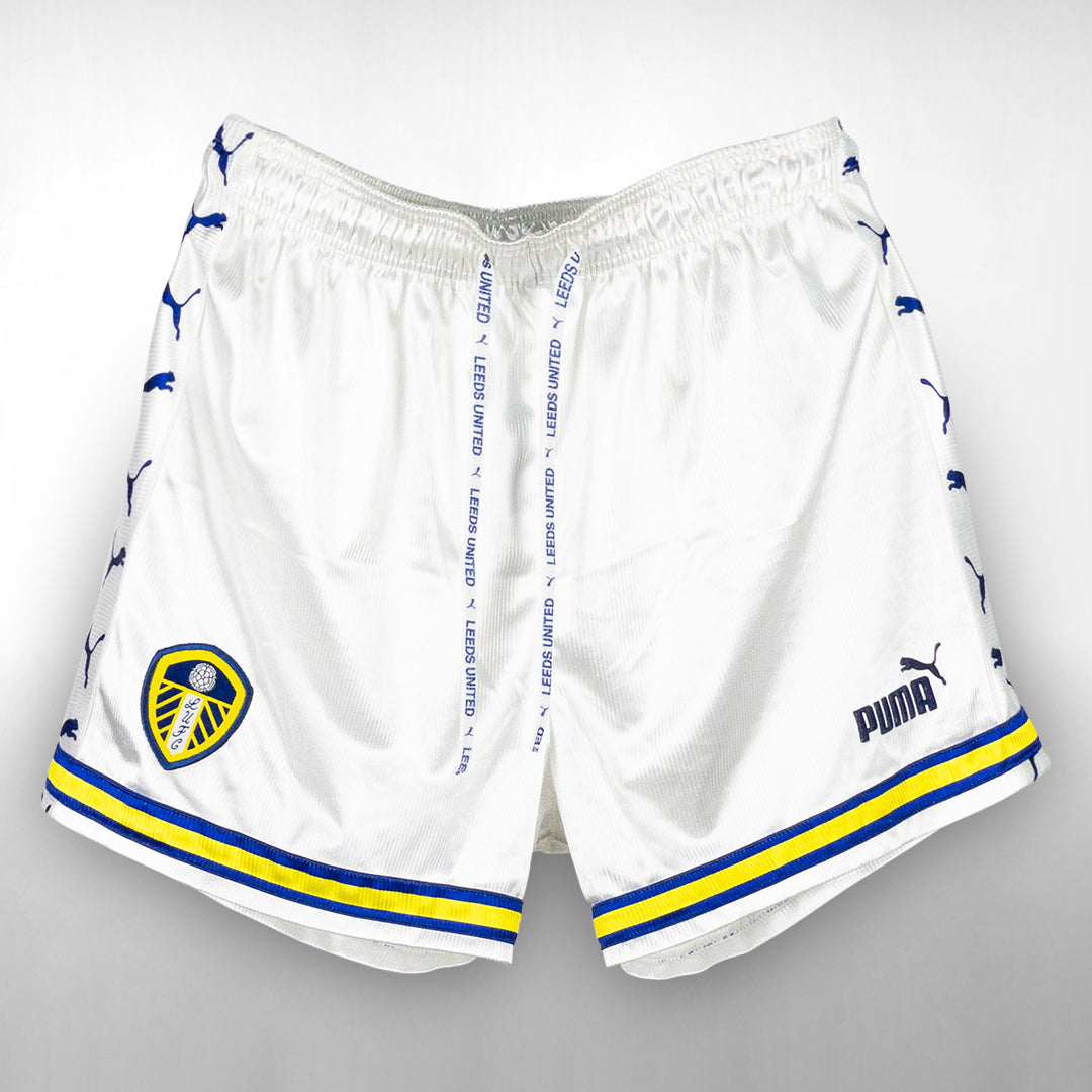 Puma shorts vintage online