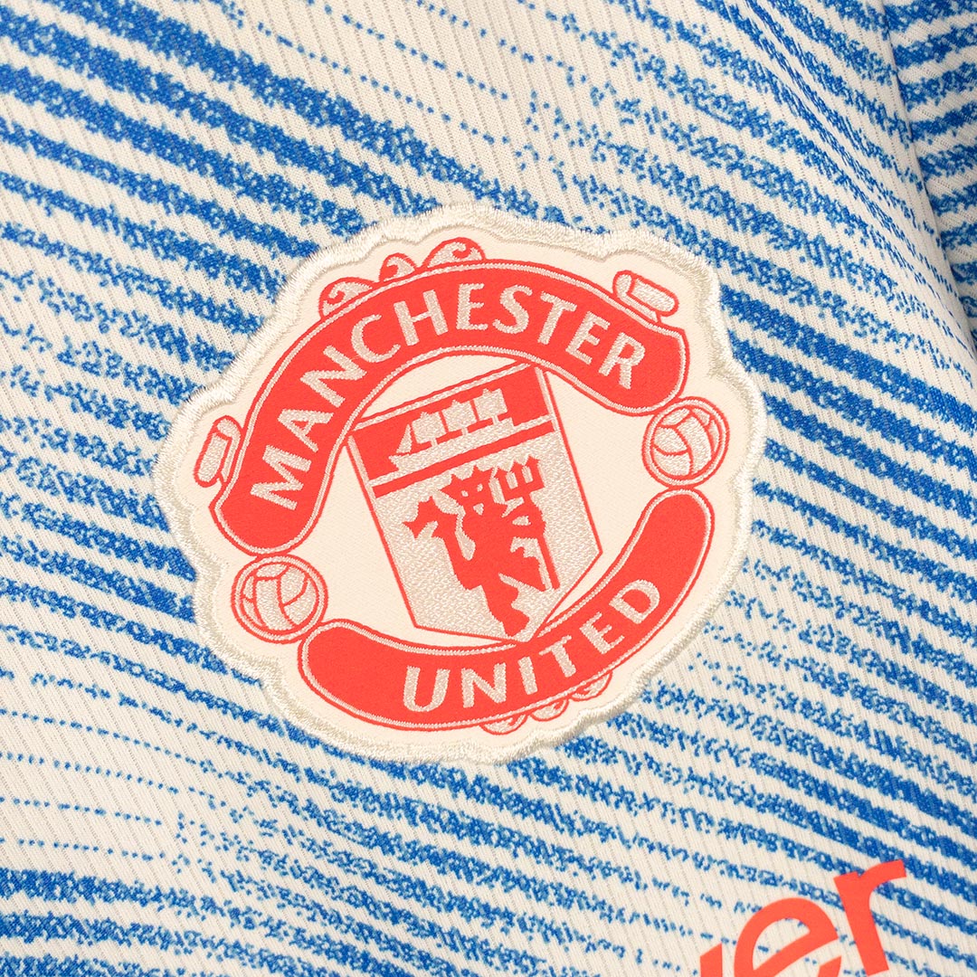 2021-2022 Manchester United Adidas Away Shirt #18 B. Fernandes