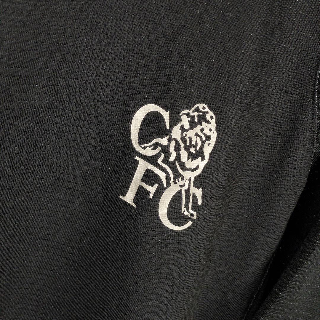 2004-2005 Chelsea Umbro Training Shirt | Classic Football