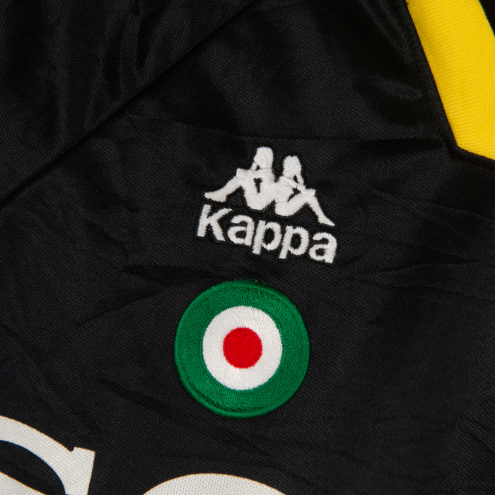 1995-1996 Juventus Kappa Third Shirt