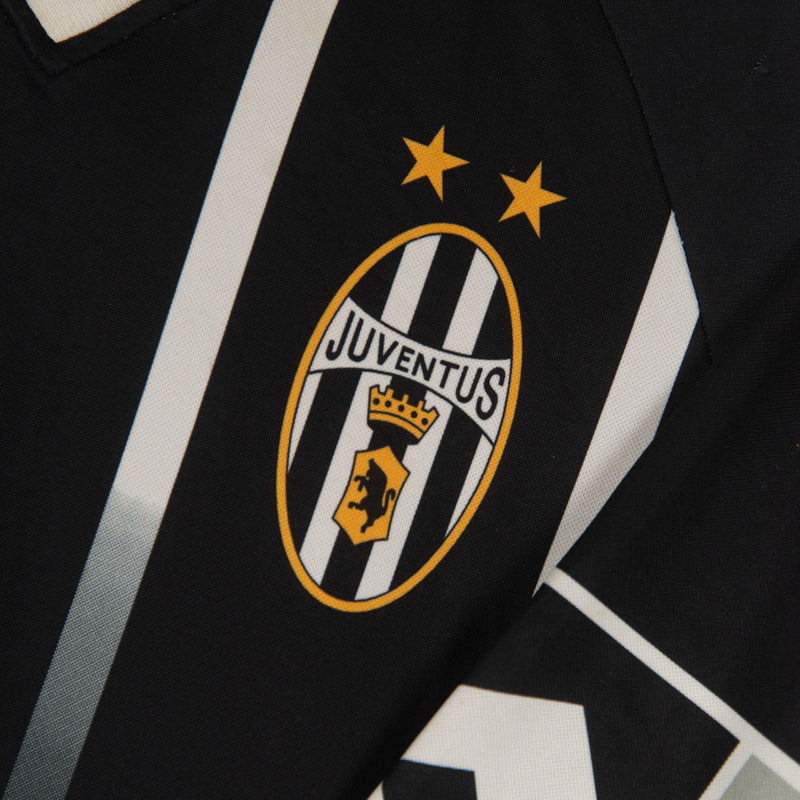 2000-2001 Juventus Lotto Training Shirt