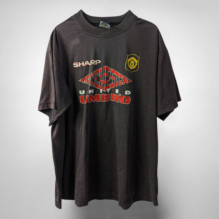 1995 Manchester United Umbro Training T-Shirt - Marketplace