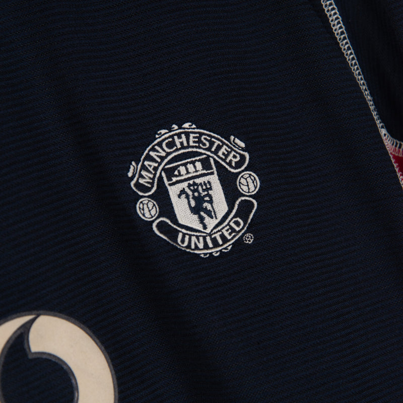 2000-2001 Manchester United Umbro Third Shirt #7 David Beckham