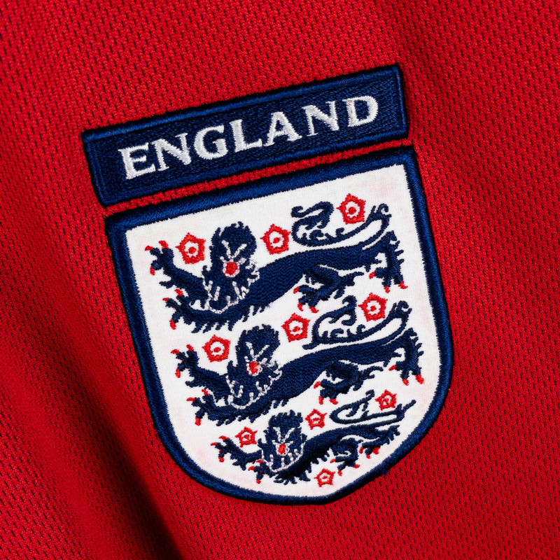 2002-2004 England Umbro Home Shirt #7 David Beckham