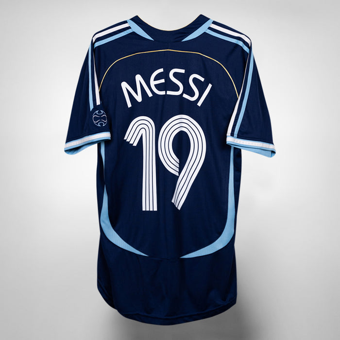 2006-2007 Argentina Adidas Away Shirt #19 Messi