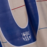 2003-2004 FC Barcelona Nike Away Shirt #10 Ronaldinho