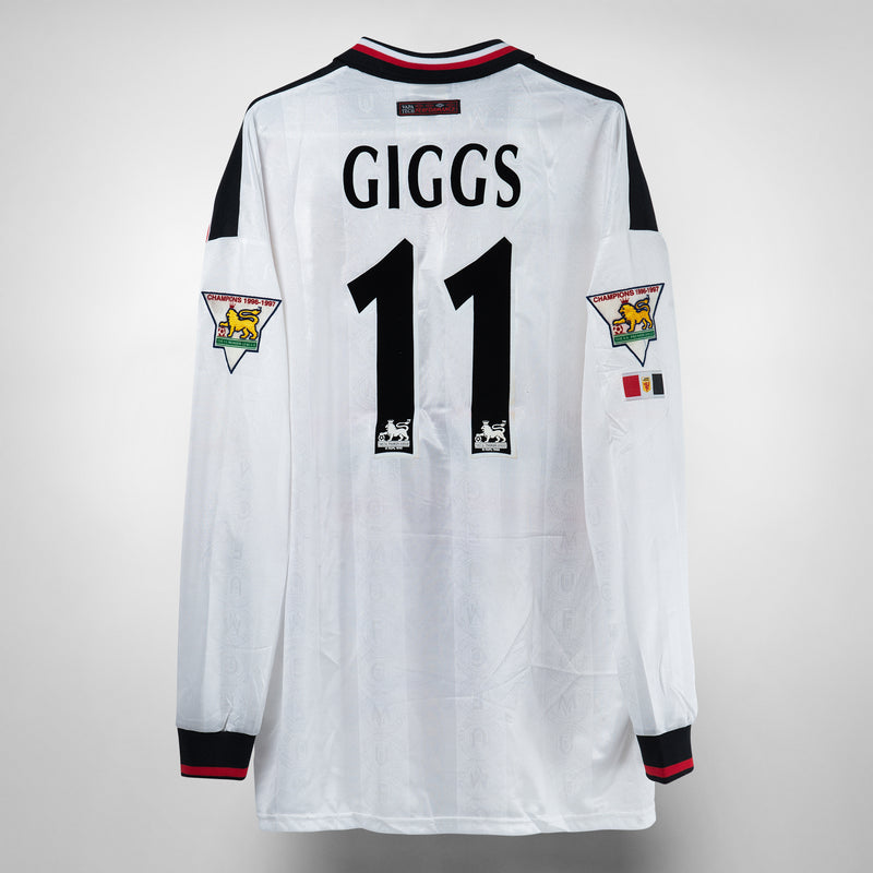 1997-1999 Manchester United Umbro Long Sleeve Away Shirt #11 Giggs