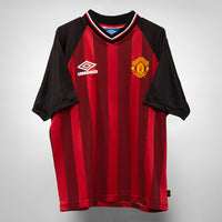 1997-1998 Manchester United Umbro Training Shirt