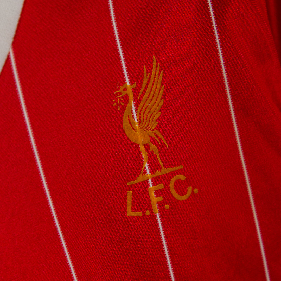 Liverpool shirt badge hot sale