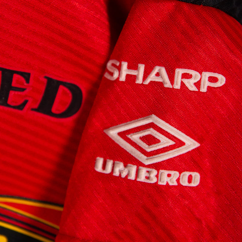 1994-1995 Manchester United Umbro Training Shirt - Marketplace