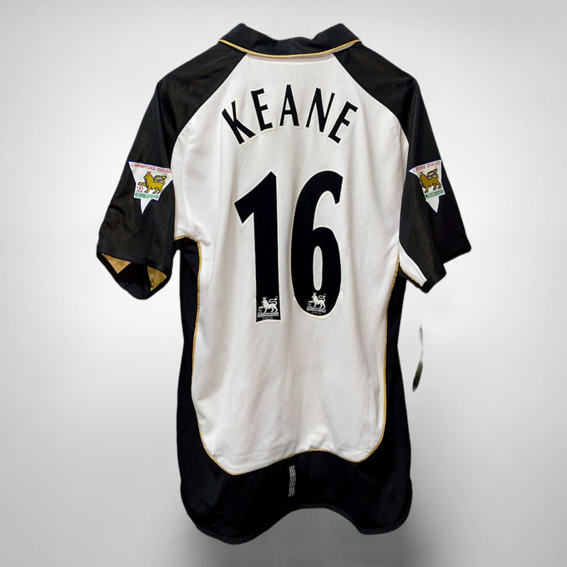 2001-2002 Manchester United Centenary Umbro Reversible Third Shirt BNWT #16 Roy Keane - Marketplace