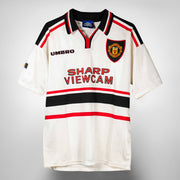 1997-1999 Manchester United Umbro Away Shirt #7 David Beckham