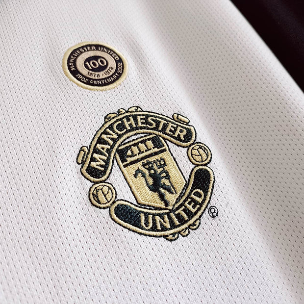 2001-2002 Manchester United Umbro Centenary Third Shirt 