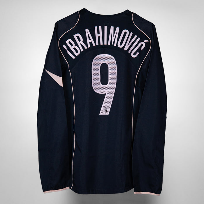 2004-2005 Juventus Nike Long Sleeve Away Shirt #9 Ibrahimovic