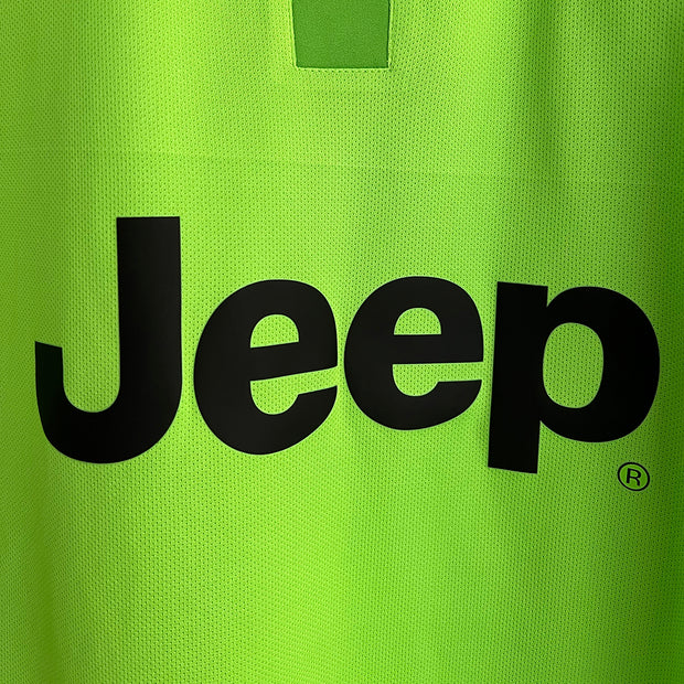 2014-2015 Juventus Nike Third Shirt 