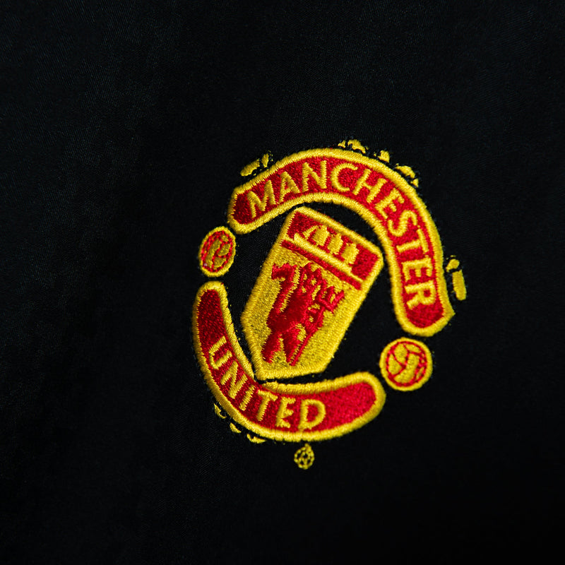 2003-2005 Manchester United Nike Away Shirt