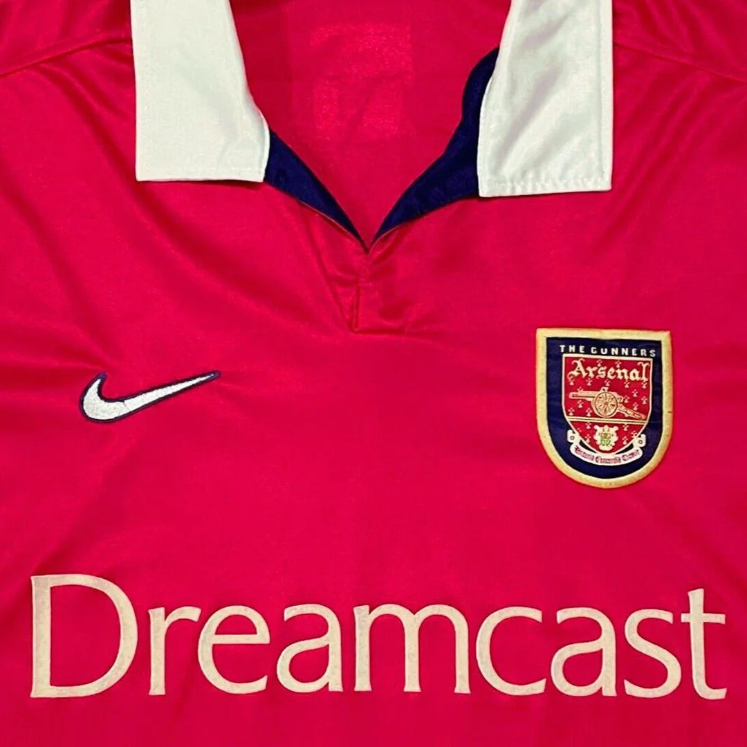 arsenal home kits since 2000